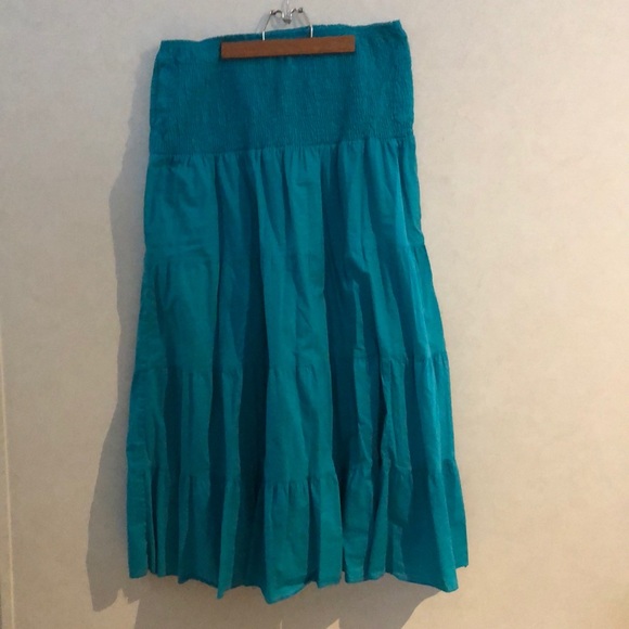 Beautiful Lined Skirt - Picture 1 of 3